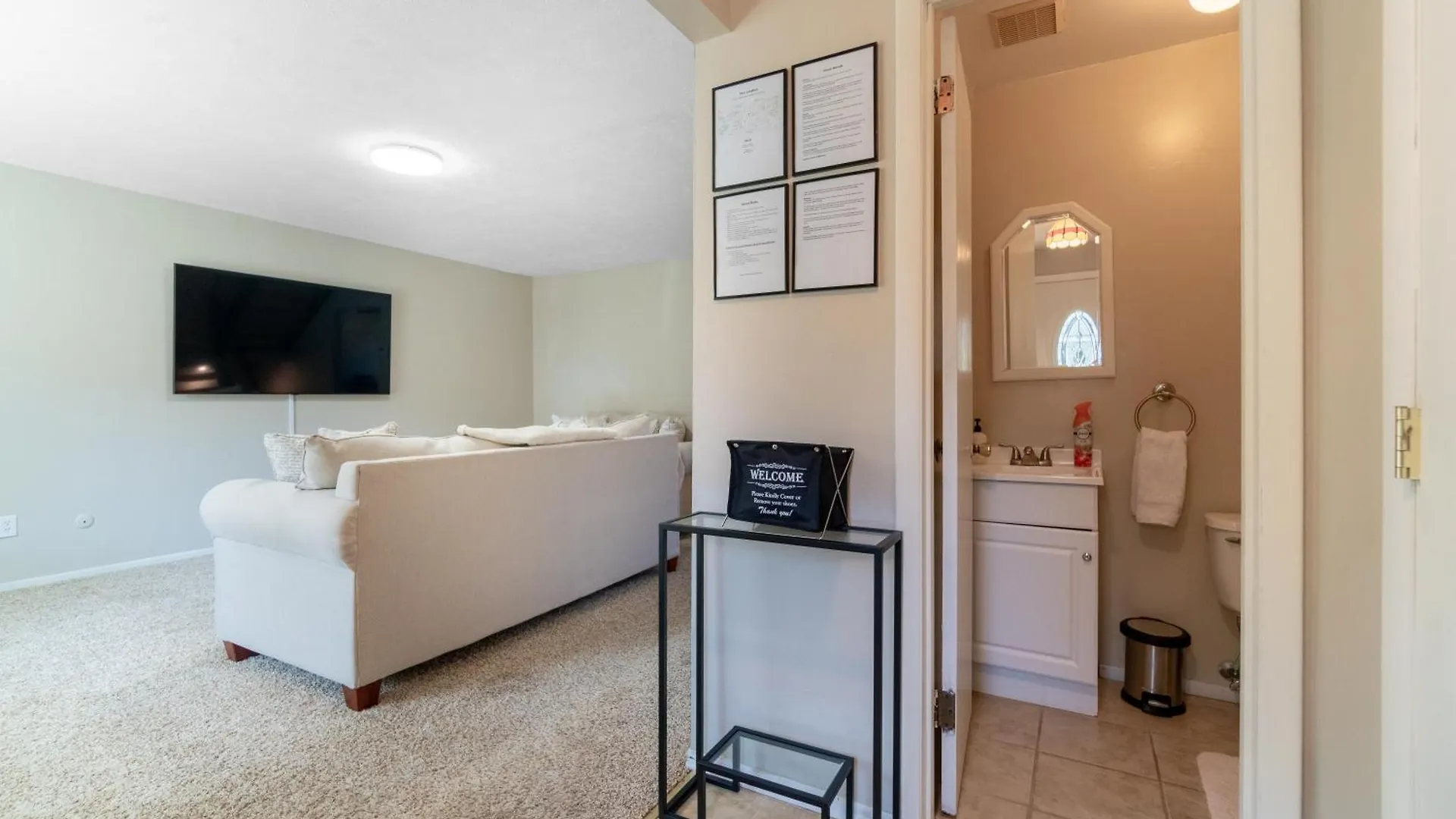 Guest house Cute And Cozy Deck Suite Pittsburgh United States